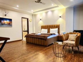 Hotel City Premier - Golf Course Road ,Gurgaon